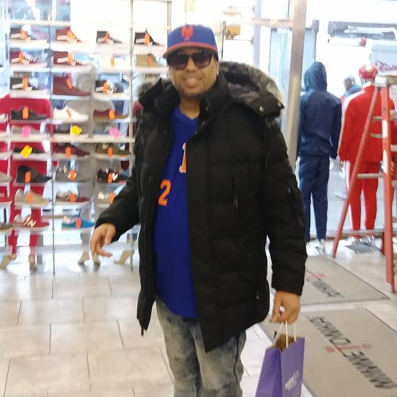 Meet your Posher, Startz - Picture 1 of 1